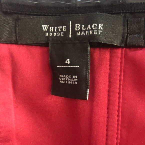 Floral strapless Whbm top straight across - Picture 3 of 3